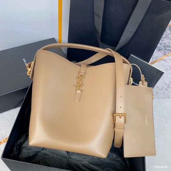 37 YSL LARGE BAG-26*20*12CM LE 0821